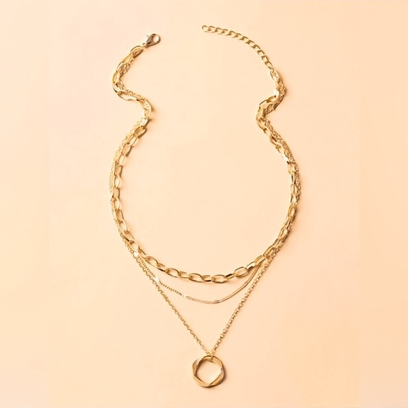 🔵𝟲𝟱%𝗢𝗙𝗙 𝗯𝘂𝗻𝗱𝗹𝗲𝘀 𝟯+🔵 NEW 3 Layered Gold Geometric Necklace - Picture 5 of 8